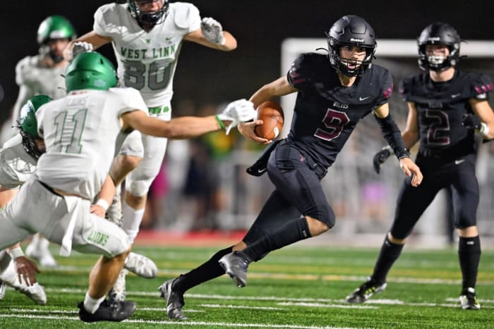 West Linn Tualatin football Oregon October 7 2022 Leon Neuschwander 65